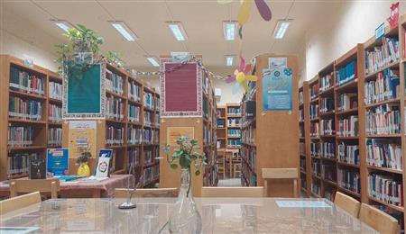 فضای کتابخانه